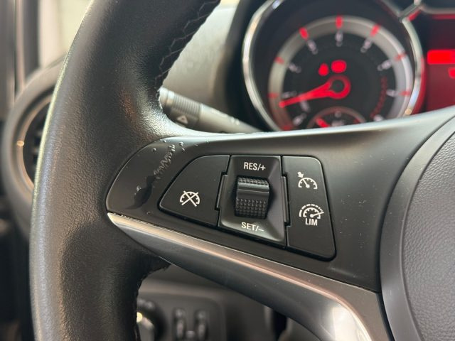OPEL Adam usata, con Bluetooth