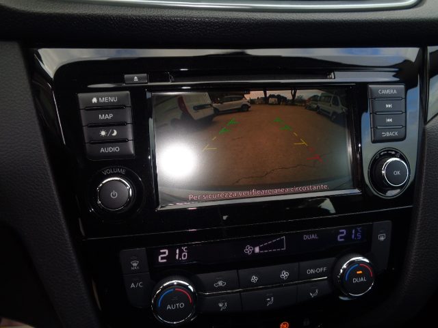 NISSAN Qashqai usata, con Controllo automatico clima