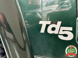 LAND ROVER Defender usata, con Trazione integrale