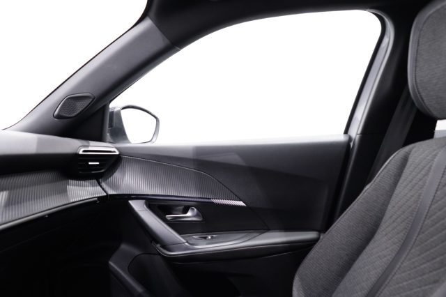 PEUGEOT 2008 usata, con Luci diurne LED