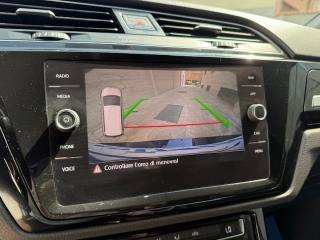 VOLKSWAGEN Touran usata, con USB