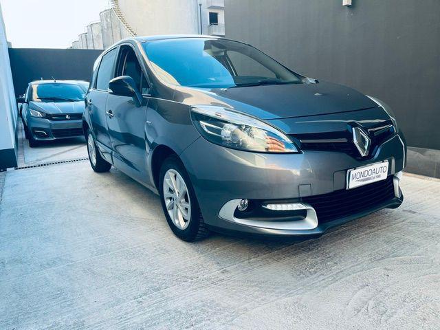 RENAULT Scenic usata, con Airbag