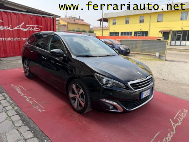 PEUGEOT 308 usata, con Airbag