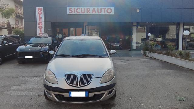 LANCIA Ypsilon usata, con ABS