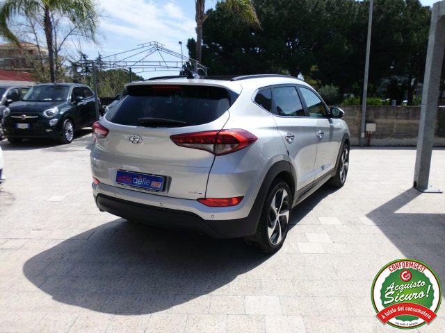HYUNDAI Tucson usata, con Autoradio