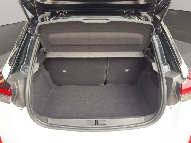 OPEL Corsa usata, con Sensori di parcheggio posteriori