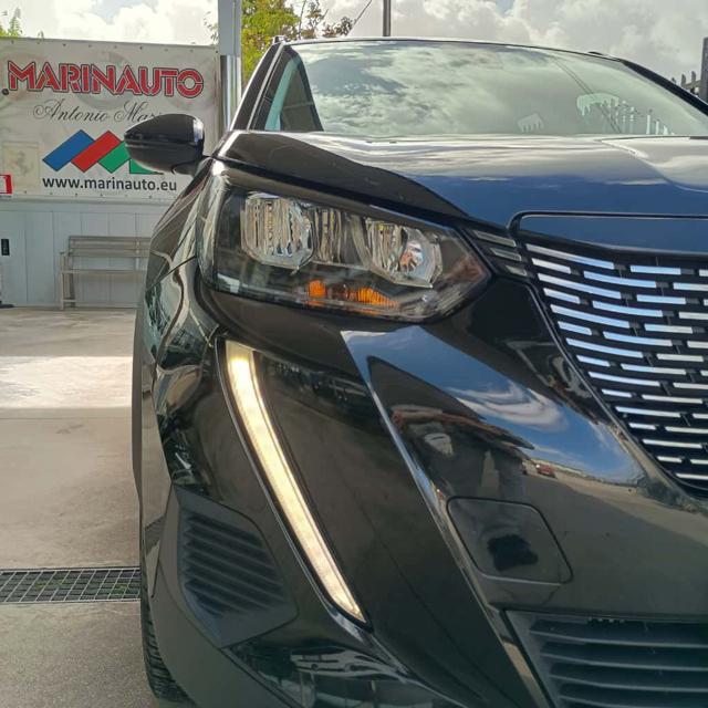 PEUGEOT 2008 usata, con Airbag laterali