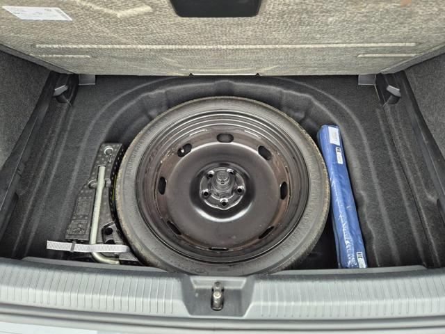 VOLKSWAGEN Golf usata, con ESP