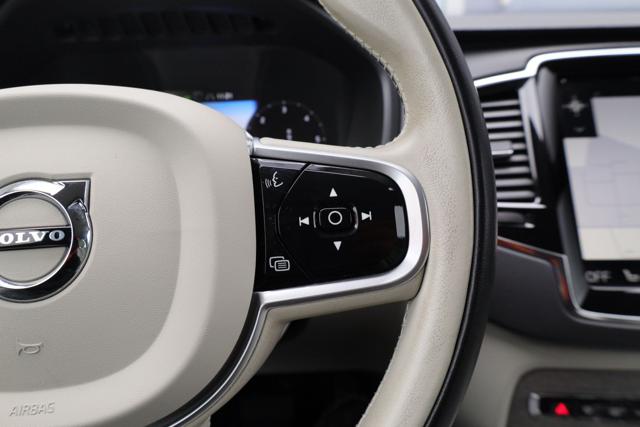 VOLVO XC90 usata, con Sensori di parcheggio posteriori