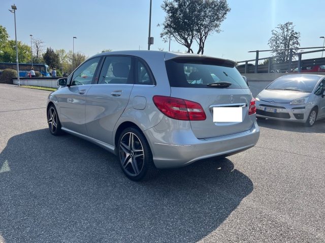 MERCEDES-BENZ B 180 usata, con Cerchi in lega