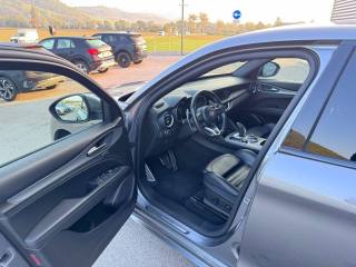 ALFA ROMEO Stelvio usata, con Cerchi in lega