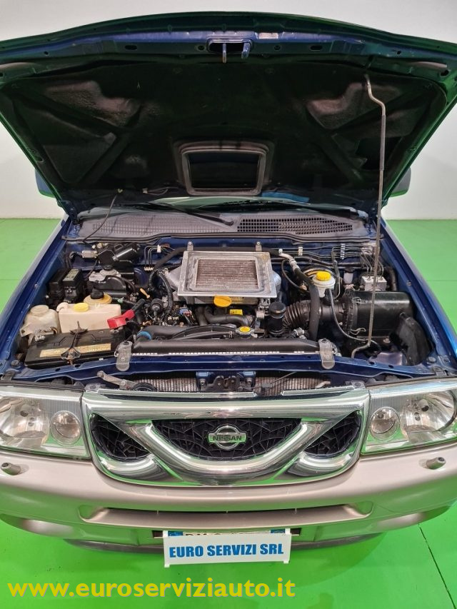 NISSAN Terrano II usata 31