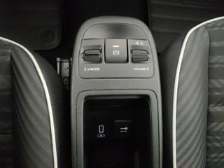 FIAT 500e usata, con Autoradio digitale