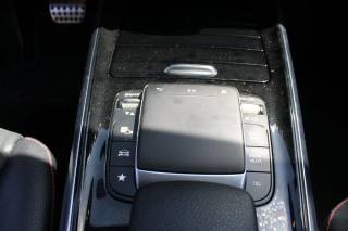 MERCEDES-BENZ GLB 200 usata, con Volante in pelle