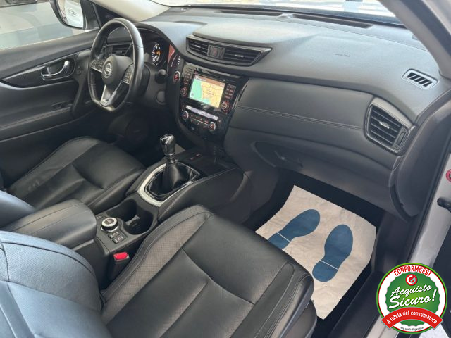 NISSAN X-Trail usata, con Controllo automatico clima