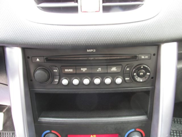 PEUGEOT 207 usata, con Specchietti laterali elettrici