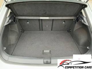 VOLKSWAGEN T-Roc usata, con Sedile posteriore sdoppiato