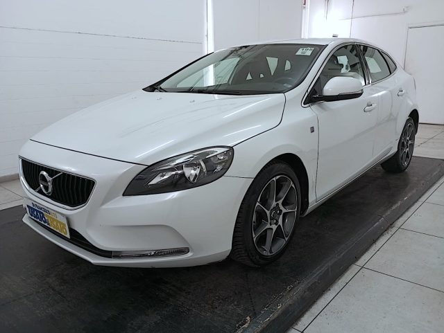VOLVO V40 usata, con ABS