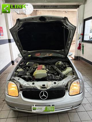 MERCEDES-BENZ SLK 200 usata, con Airbag