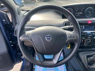 LANCIA Ypsilon usata, con Autoradio