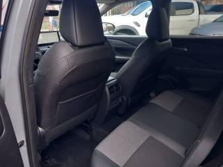 NISSAN Qashqai usata, con Fari LED