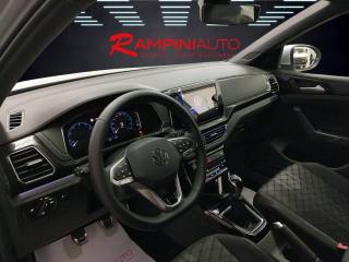 VOLKSWAGEN T-Cross usata 13