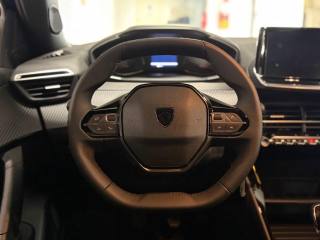 PEUGEOT 2008 usata, con Cruise Control