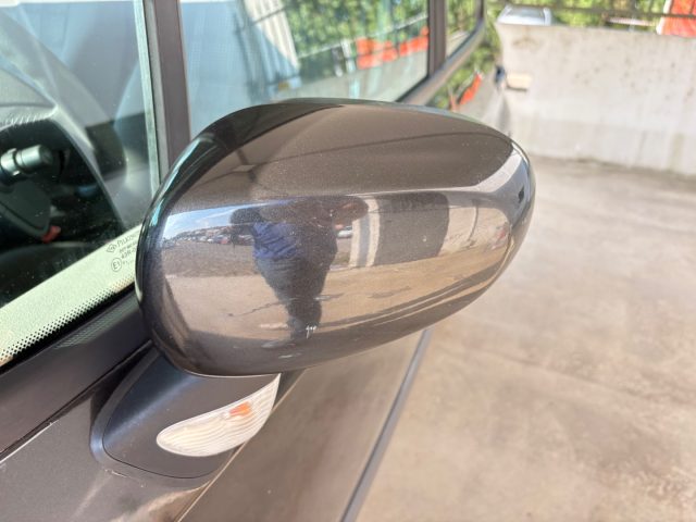 RENAULT Modus usata, con Sedile posteriore sdoppiato