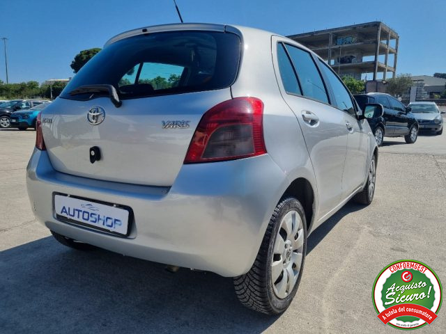 TOYOTA Yaris usata, con Airbag Passeggero
