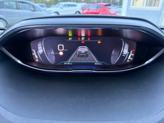 PEUGEOT 3008 usata, con Autoradio digitale