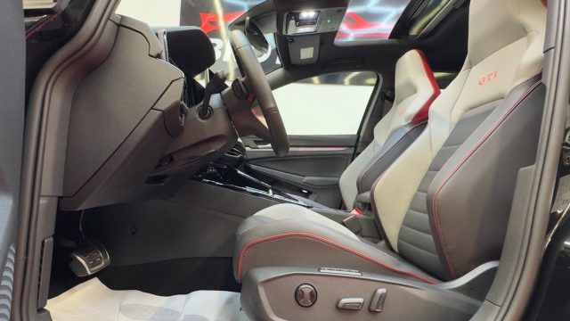 VOLKSWAGEN Golf usata, con Chiusura centralizzata