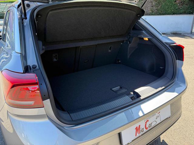 VOLKSWAGEN T-Roc usata, con Sensori di parcheggio posteriori