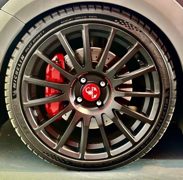 ABARTH 695 usata, con Vetri oscurati