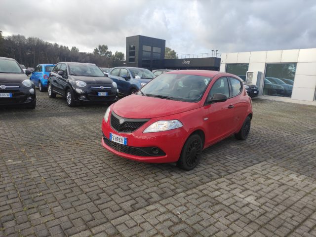 LANCIA Ypsilon usata, con Autoradio digitale