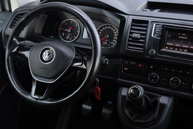 VOLKSWAGEN Caravelle usata, con Luci diurne