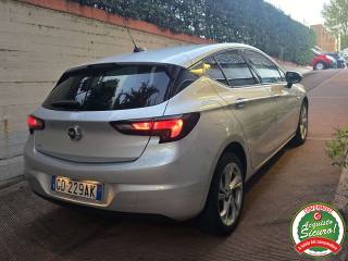 OPEL Astra usata, con Alzacristalli elettrici