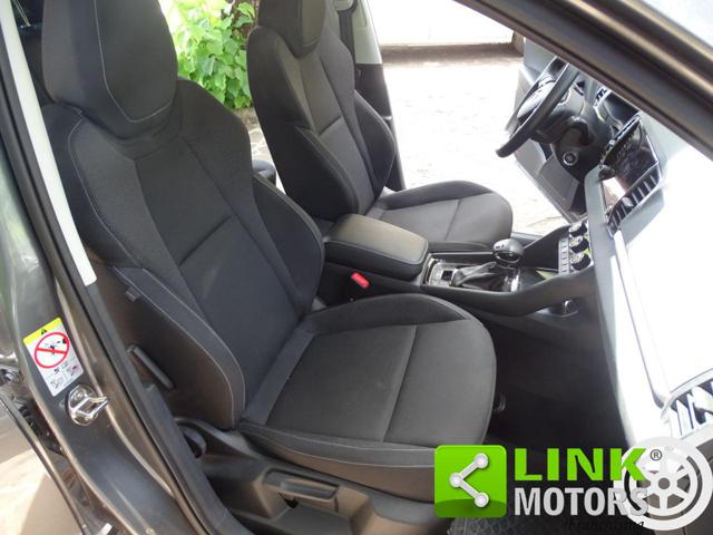 SKODA Karoq usata, con Touch screen