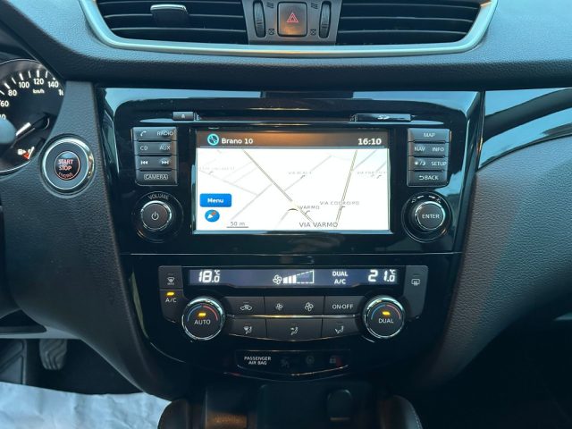NISSAN Qashqai usata, con Boardcomputer