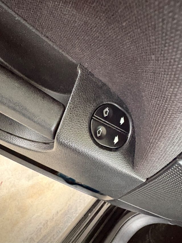 FORD Fiesta usata 19