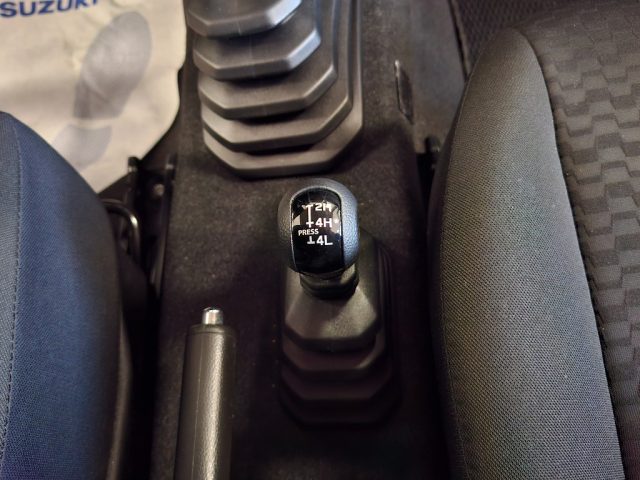 SUZUKI Jimny usata, con Cruise Control