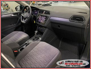 VOLKSWAGEN Tiguan usata, con Autoradio