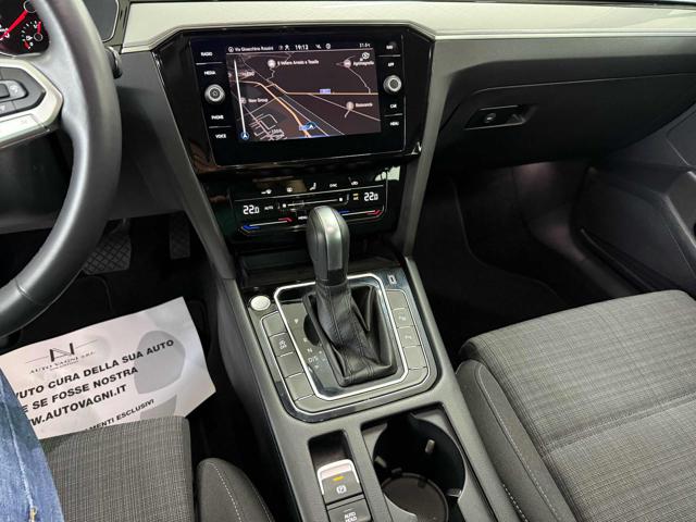 VOLKSWAGEN Passat Variant usata 12