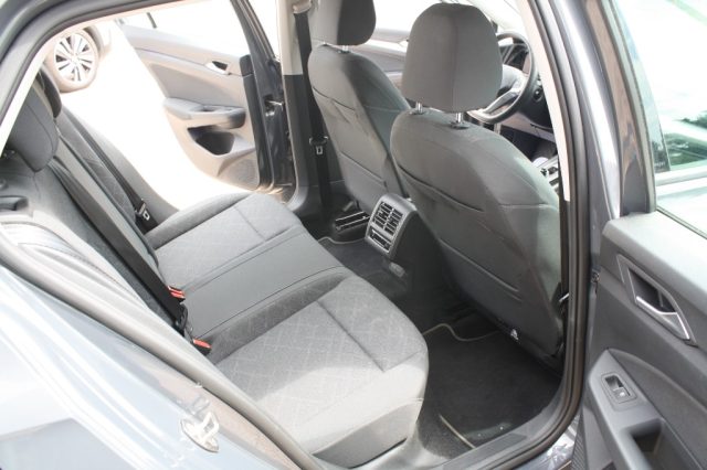 VOLKSWAGEN Golf usata, con ESP