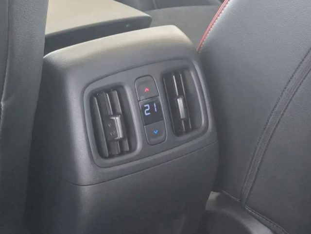 HYUNDAI Tucson usata, con Regolazione elettrica sedili
