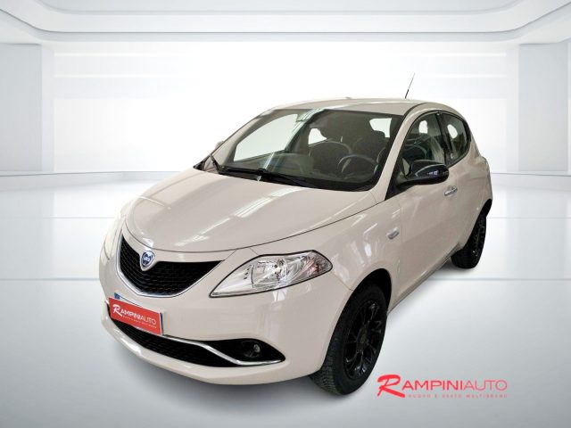 LANCIA Ypsilon usata, con Airbag