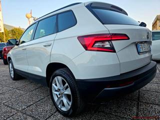 SKODA Karoq usata, con Autoradio