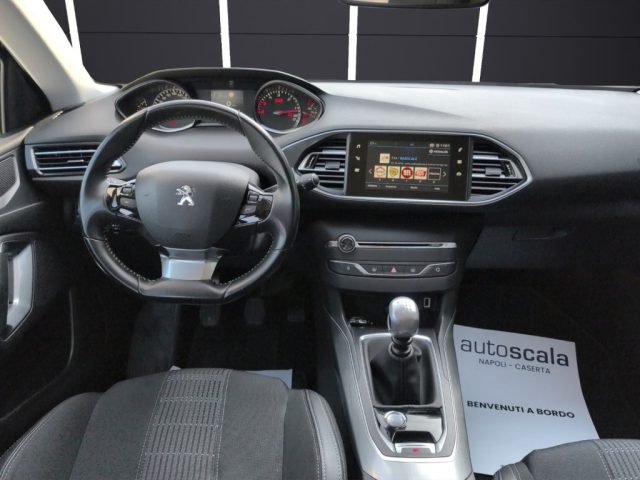 PEUGEOT 308 usata, con Sistema di navigazione