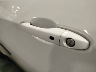 JEEP Compass usata, con Autoradio digitale