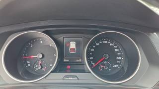 VOLKSWAGEN Tiguan usata, con USB