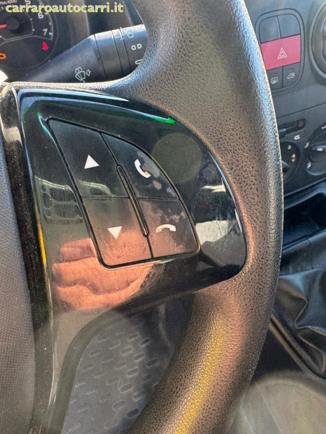 FIAT Fiorino usata, con USB